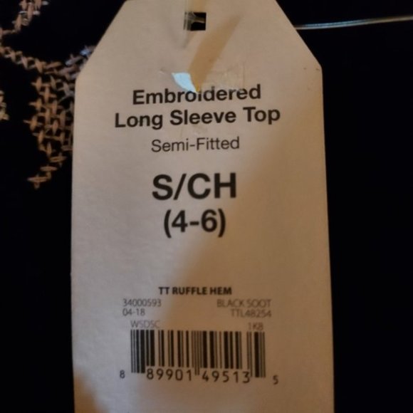 Time and Tru Black Embroidered Roses Long Sleeve Tunic Size S NWT - Picture 6 of 7
